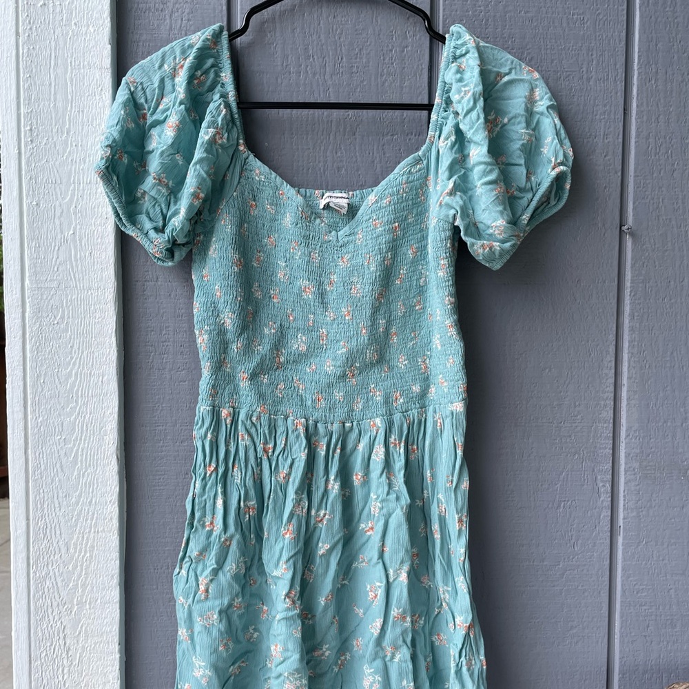 Short dress